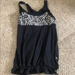Lululemon cinched waist workout top
